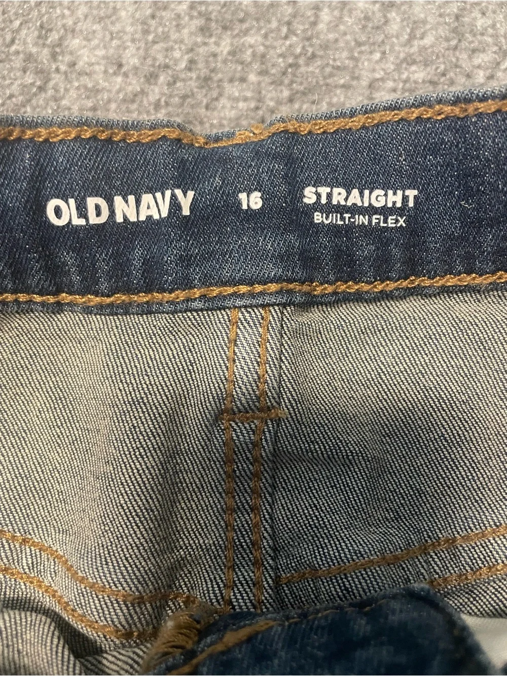 Old Navy Straight Built-In Flex Jeans in Dark Blue with Tan Stitching